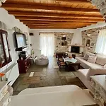 Hébergement de vacances Stone Mina *