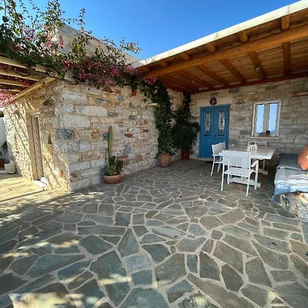 Stone Mina Feriehus *