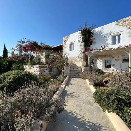 Stone Mina Holiday home Angairia